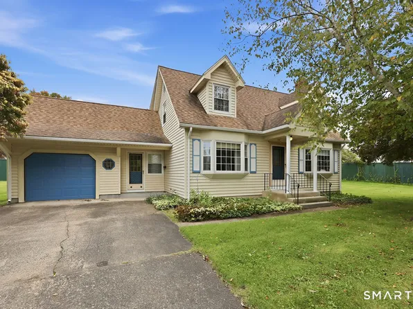 55 Edwards Street, Manchester, CT 06042
