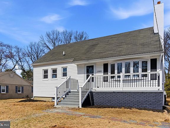 3rd image of 1988 Melvina Rd