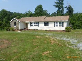 8403 Hudson James Rd, Summerfield, NC 27358