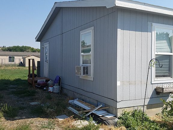 3rd image of 1149 Wren St
