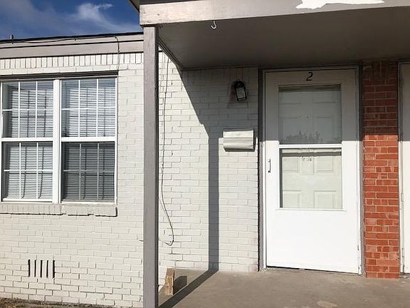 2nd image of 417 E 17th Ave APT 2