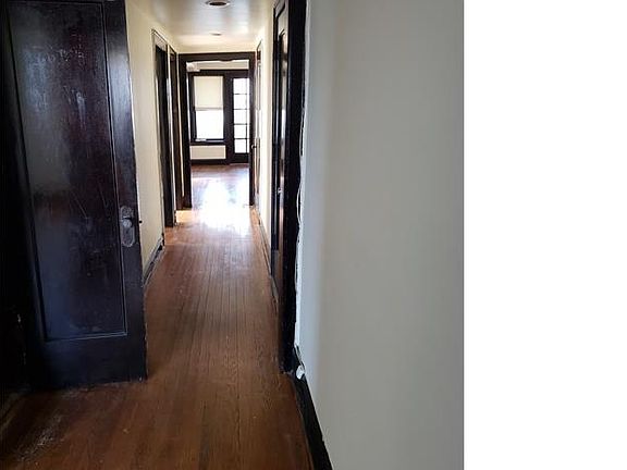 3rd image of 8128 S Cottage Grove Ave Unit 3
