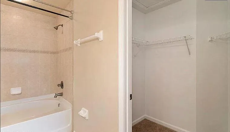 3568 Hartsfield Forest Cir — Photo 12