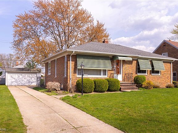 2nd image of 2839 Forestview Ave
