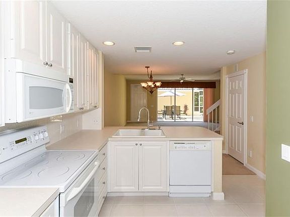 5th image of 5348 Eliseo St