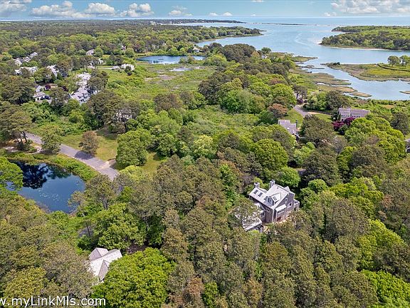 3rd image of 50 Hidden Cove Rd