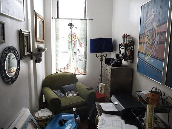 3rd image of 228 Boerum St APT 1R