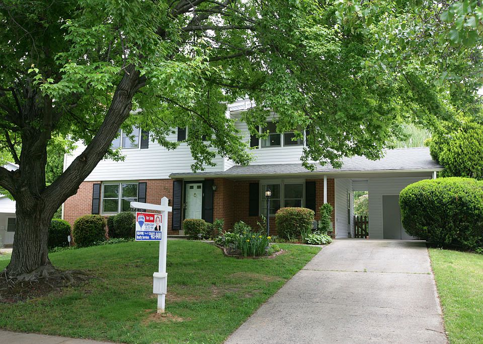 Brick front exterior
