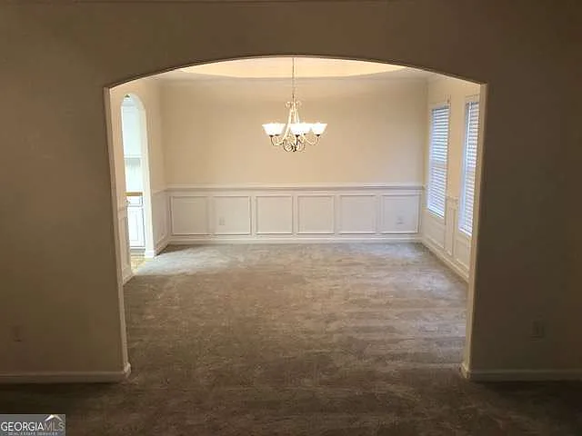 225 Lexington Cir — Photo 10