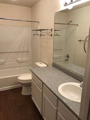 4th image of 10811 Mathom Lndg APT 2