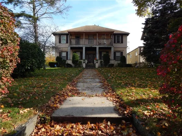106 Greene St, Woonsocket, RI 02895