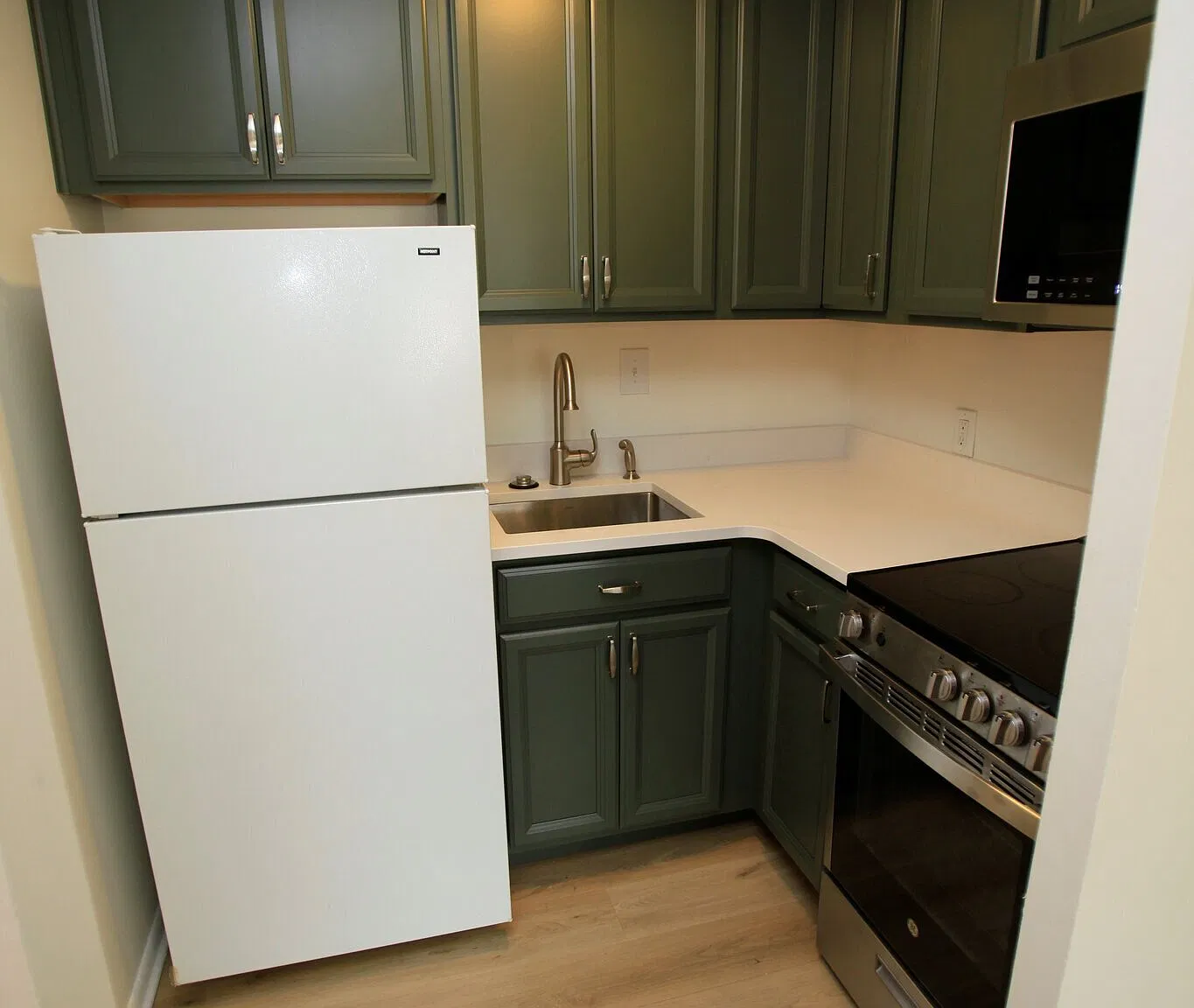 1 bed, $1,750 — Photo 3