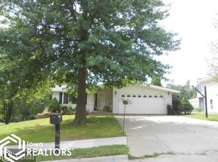 1218 E Court St, Ottumwa, IA 52501