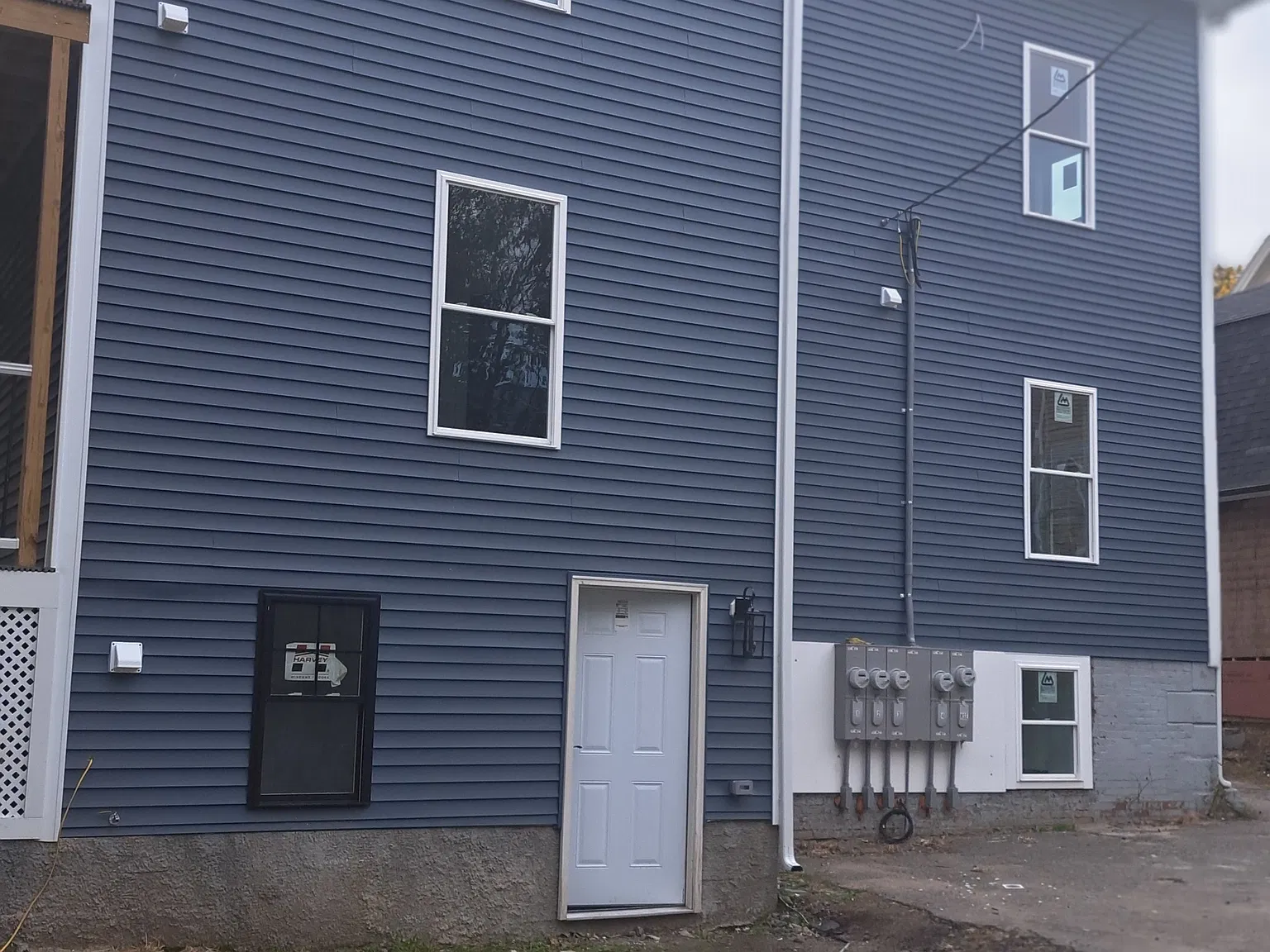 3 bed, 1.5 bath, 1500 sqft, $2,999 — Photo 4
