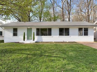 3667 Burbeck Dr, Saint Louis, MO 63125