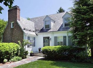 7 Dorset Rd, Newton, MA 02468