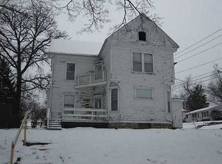 220 N Huber St, Anamosa, IA 52205