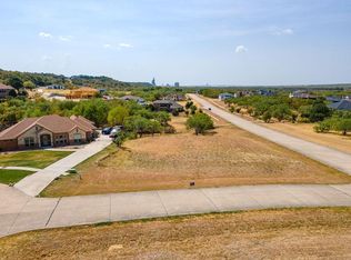2516 Mosley Ct, Midlothian, TX 75104
