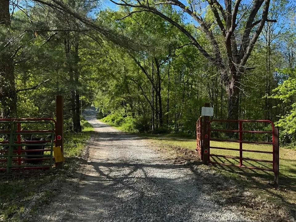 1st image of 1463 Disterdick Ln
