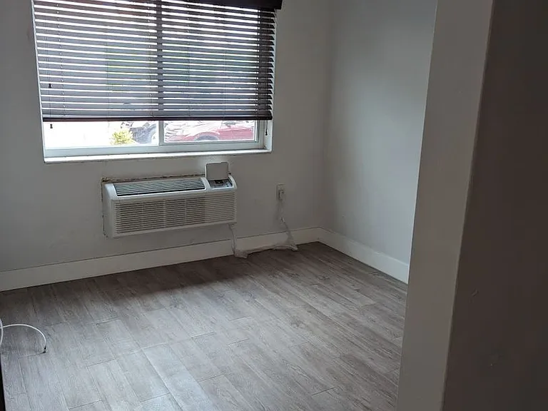 110 Antiquera Ave — Photo 8