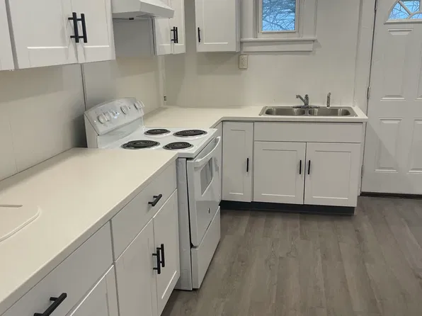 1544 Thompson St, Harrisburg, PA 17104