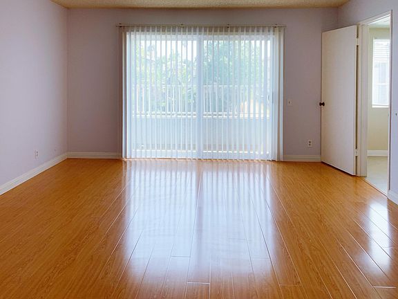 4th image of 305 N Marguerita Ave APT 9