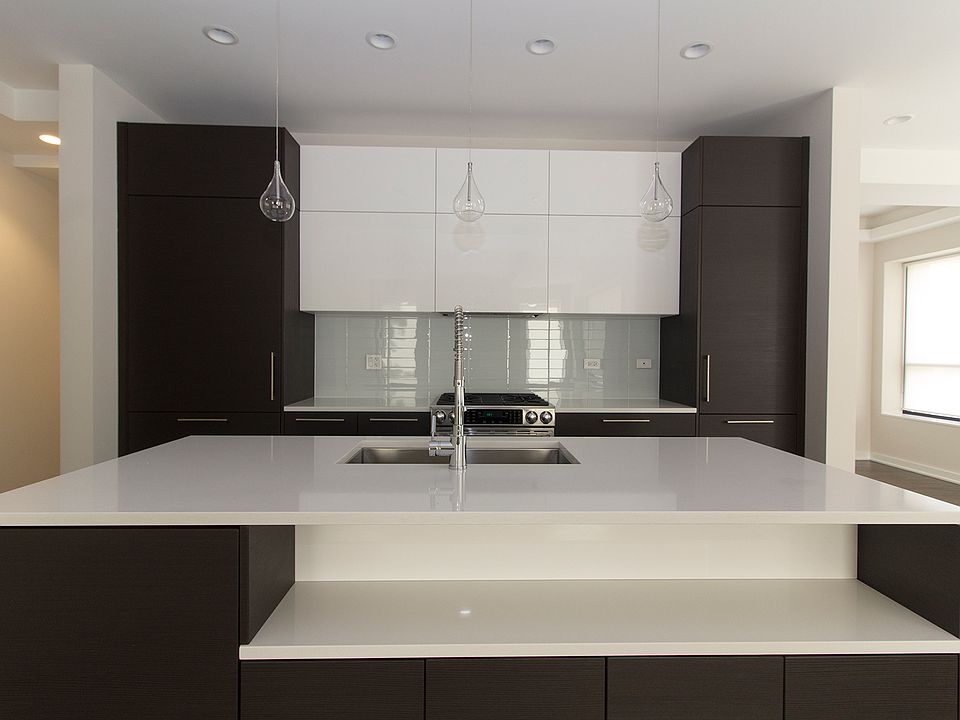 Unit 2E - Kitchen