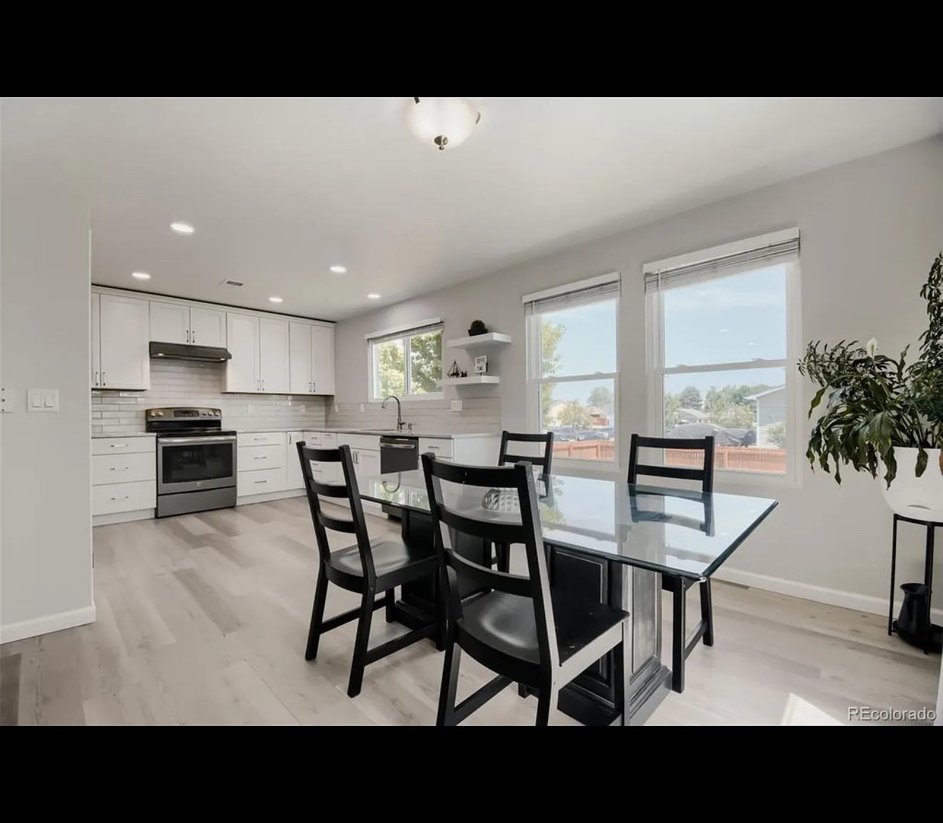 7850 Patricia Dr — Photo 3
