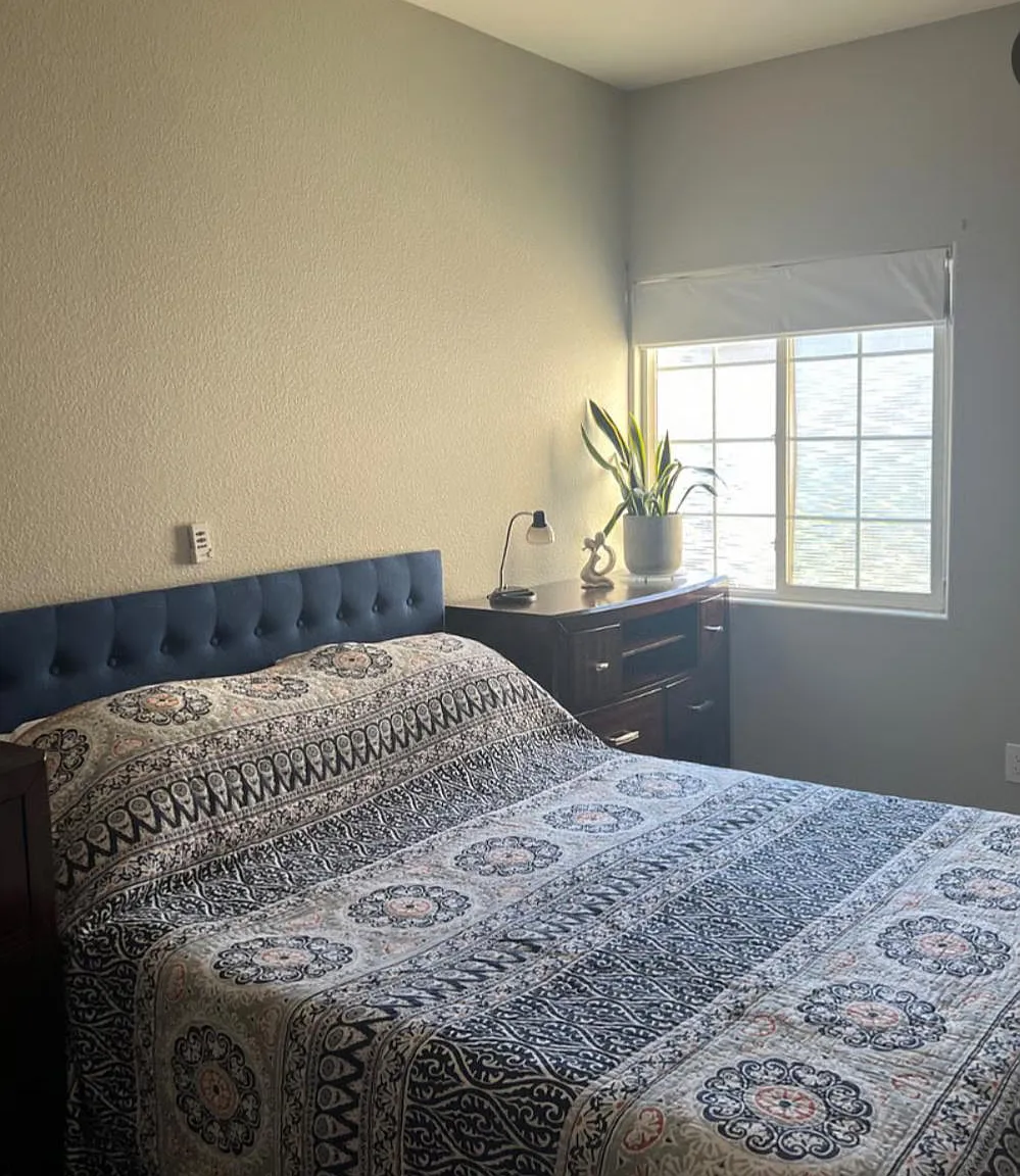 2 bed, 2.0 bath, 1235 sqft, $1,984 — Photo 1