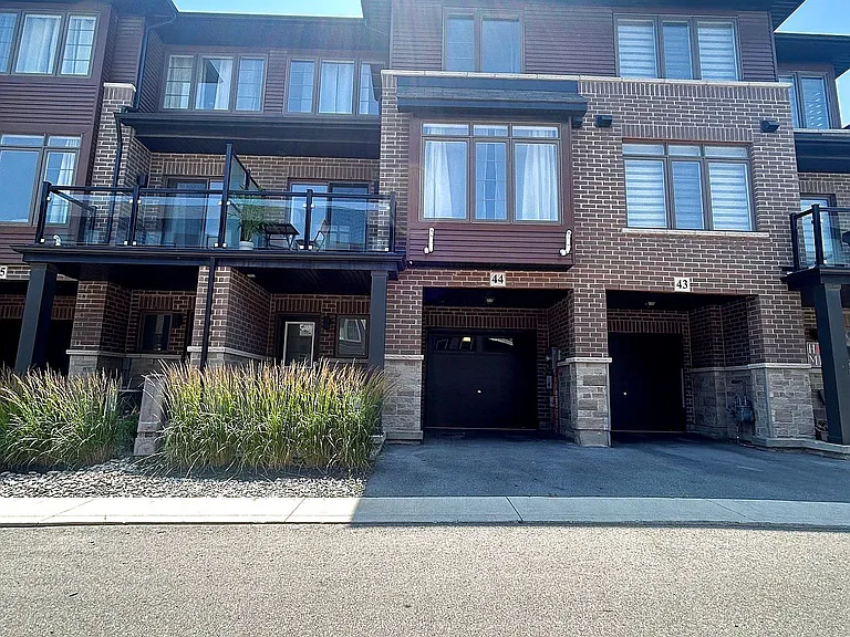 575 Woodward Ave #44 — Photo 1