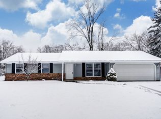 6926 Embers Ct, Fort Wayne, IN 46815