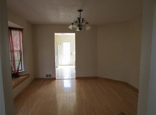 3rd image of 2101 Ackman Ct