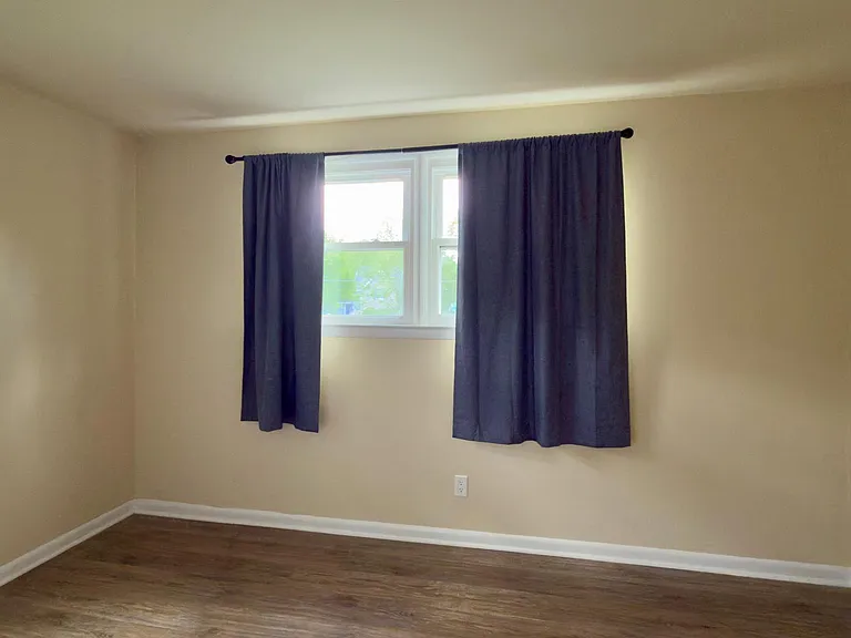 556 Orchard St NW — Photo 14