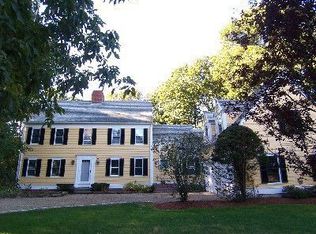 4 Little Pond Rd, Merrimac, MA 01860