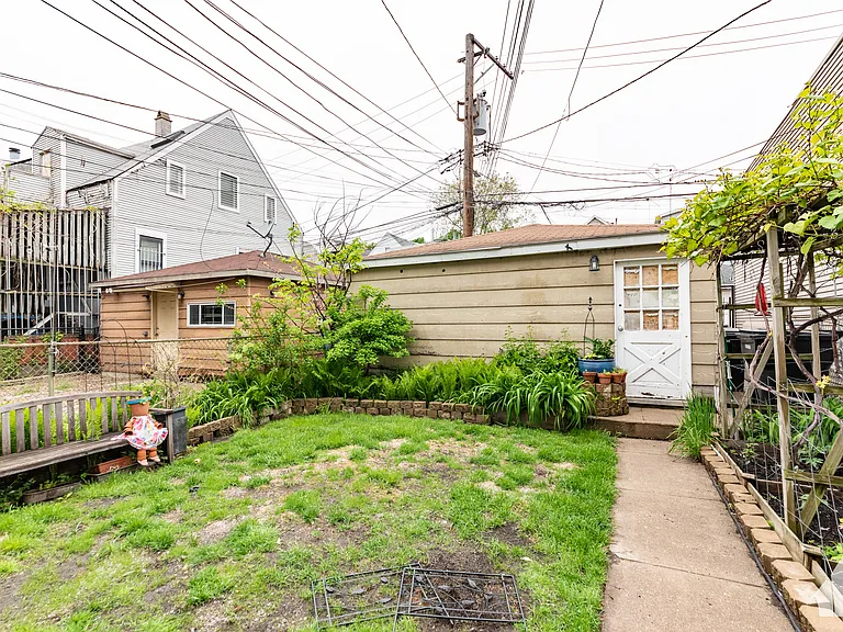 1332 W Barry Ave #GDN — Photo 16