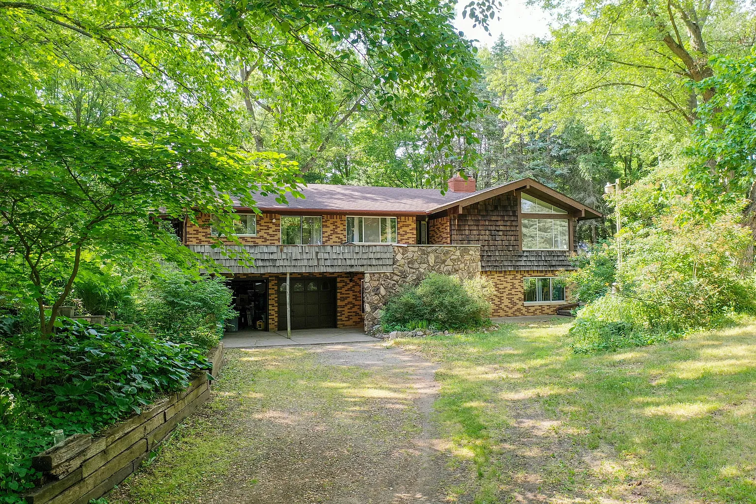 3991 Oak Grove Rd photo 1