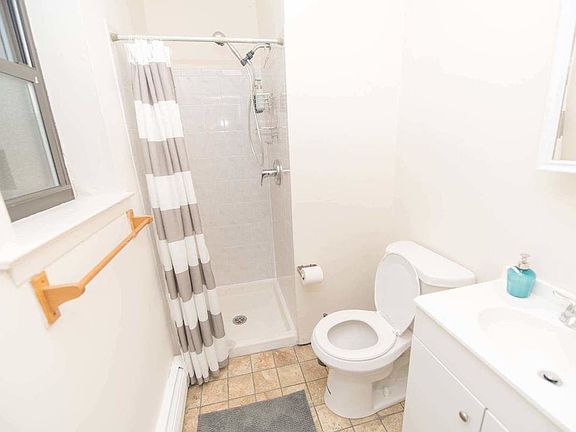 3rd image of 11-23 125th St #3