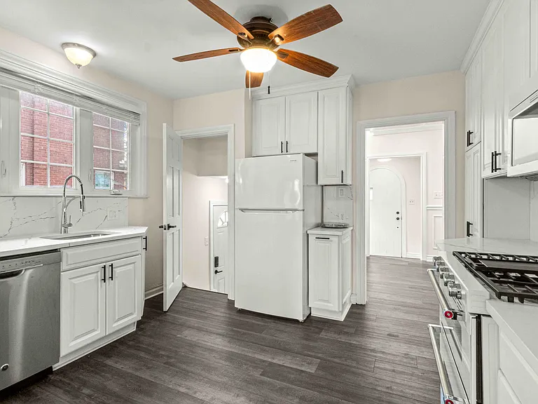 115 Biddle Ave — Photo 11