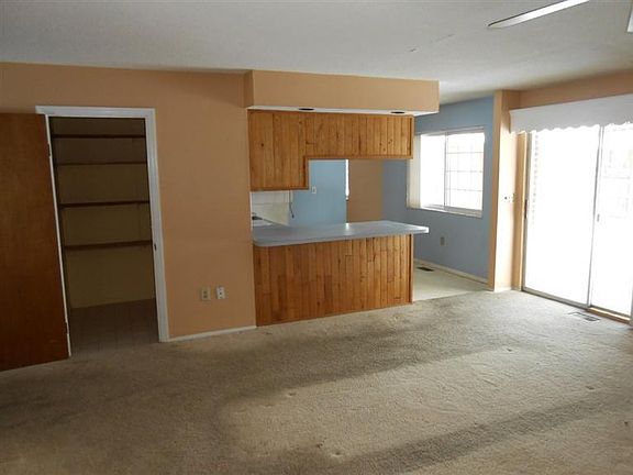 4th image of 5937 Norwell Dr