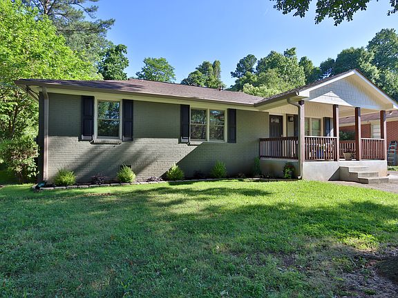 3rd image of 531 Kennesaw Dr SE