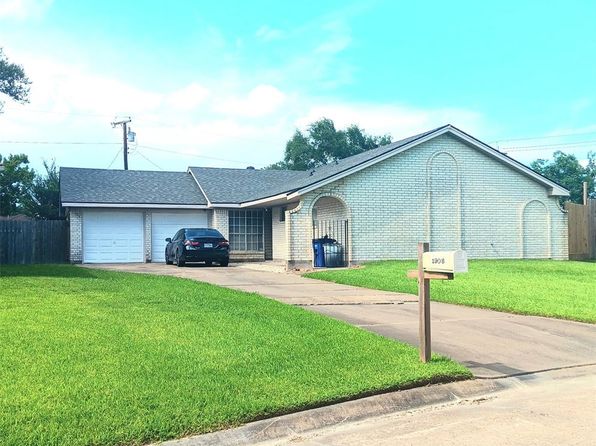 1908 Williamsburg Ct N