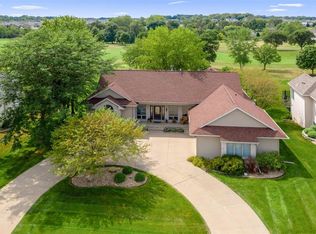 2705 Silver Oak Trl, Marion, IA 52302