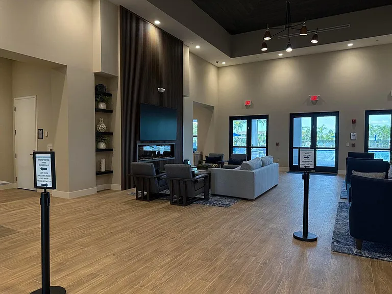 5759 Phoenix Palm Ct #C — Photo 38
