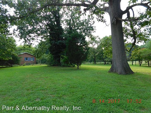 5th image of 2608 Farmington Dr