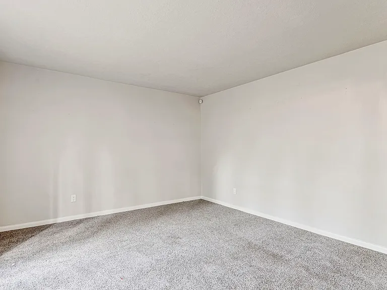 5715 Pinewood Springs Dr — Photo 17