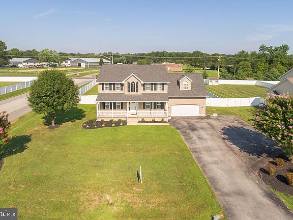 4th image of 28024 Gosling Ct