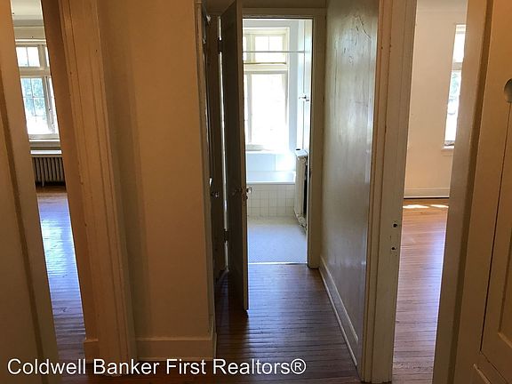 2nd image of 602 Boyer Ave #H1