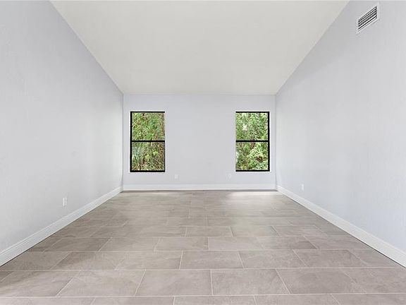 5th image of 1235 Eldron Blvd SE