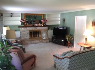 1208 E 3rd St, Washington, MO 63090