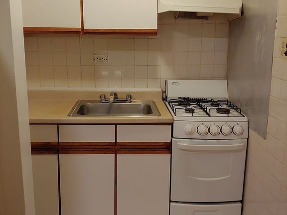 3rd image of 3713 85th St #1